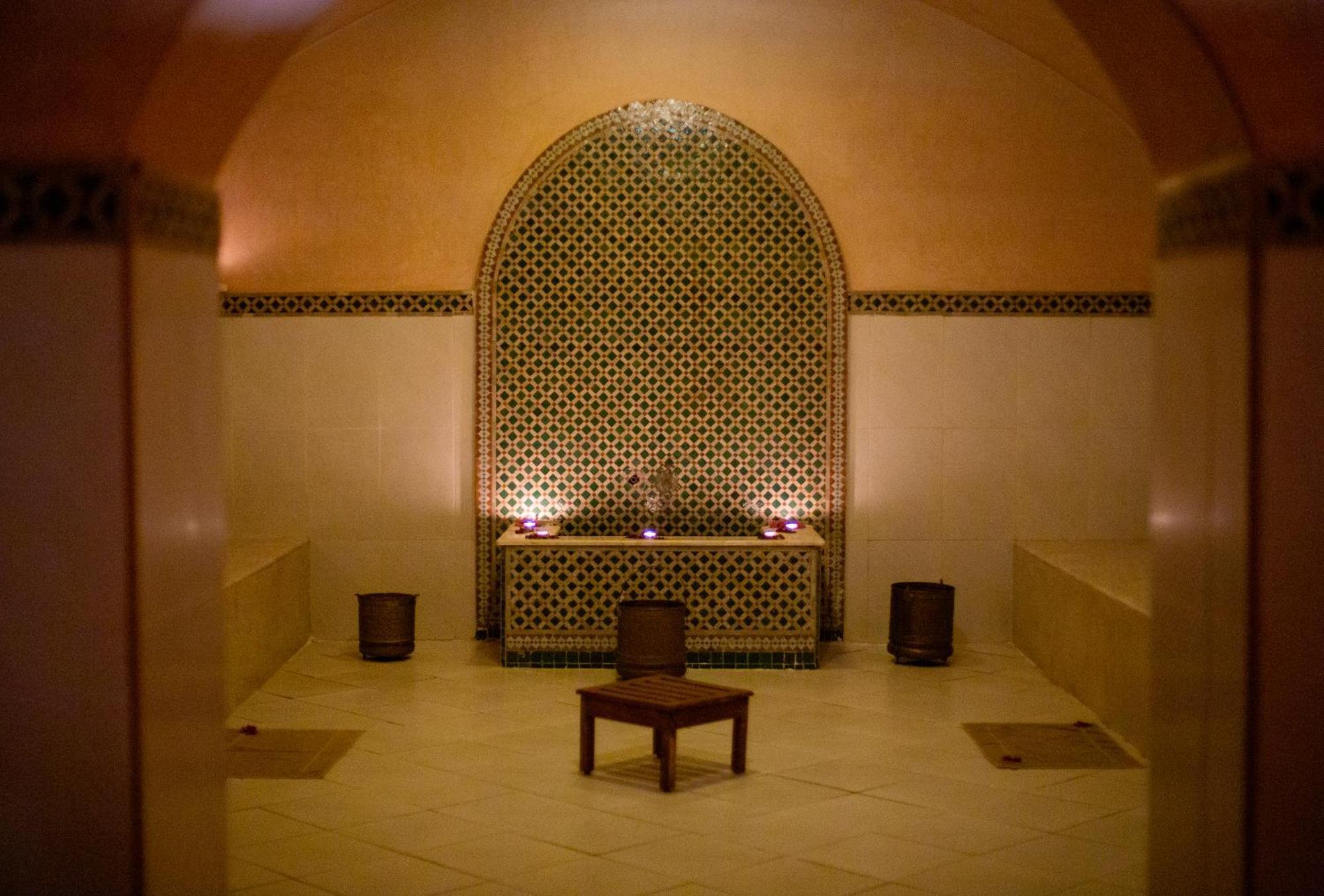 Grand Mogador Agdal & Spa Марракеш Экстерьер фото A hammam in the Emirates Palace Hotel, Abu Dhabi, United Arab Emirates